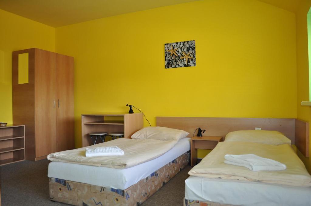 Sport Hotel Ostrov Trenčín Habitación foto
